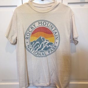 ROCKY MOUNTAIN NATIONAL PARK T-SHIRT size medium
